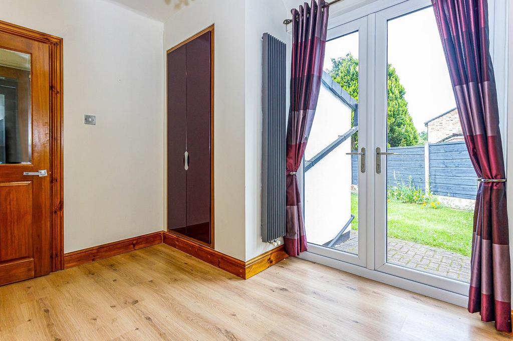 Keswick Avenue, Flixton, Manchester, M41 2 bed detached house for sale