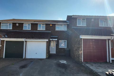 undefined, Luton LU1