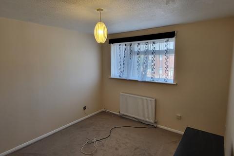 undefined, Luton LU1