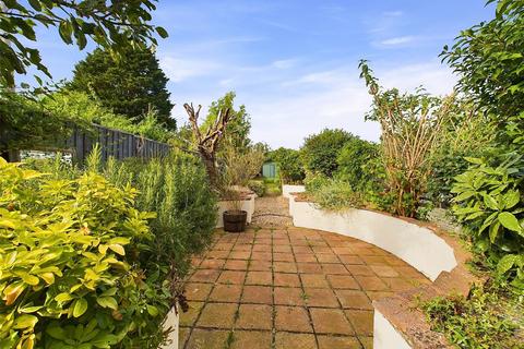 41 Avenue Terrace, Stonehouse, GL10 3RE