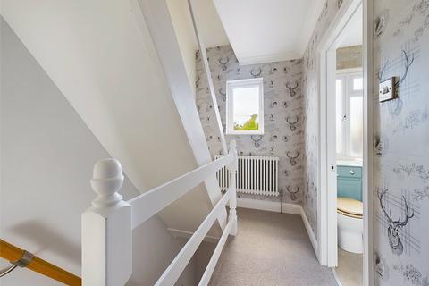 41 Avenue Terrace, Stonehouse, GL10 3RE