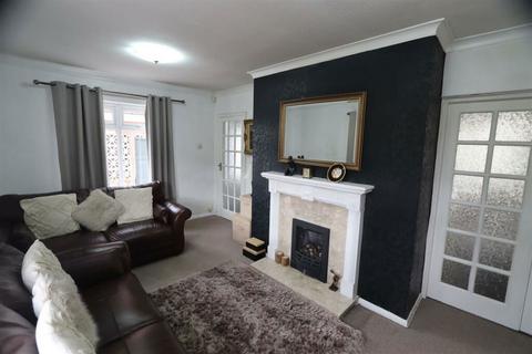 3 bedroom semi-detached house for sale, Longwood Rise, Willenhall, West Midlands, WV12 4AZ