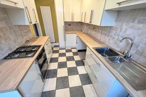 3 bedroom terraced house to rent, Wagtail Terrace, Stanley