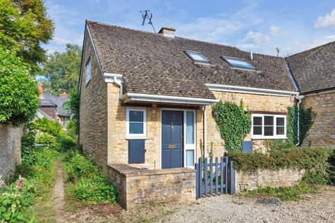 3 bedroom semi-detached house for sale, Mill Green Close, Bampton, OX18