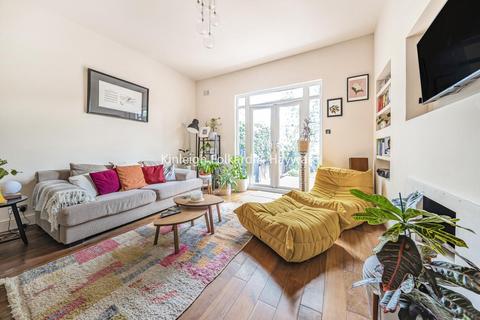 2 bedroom flat for sale, Barnard Hill, Muswell Hill