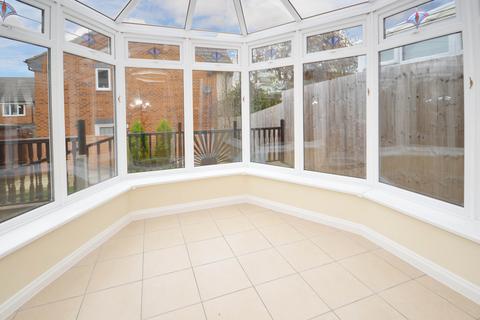 18 Andrews Way, Raunds, Wellingborough, NN9 6RD