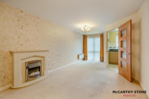 1 bedroom apartment for sale, George Street, Warminster