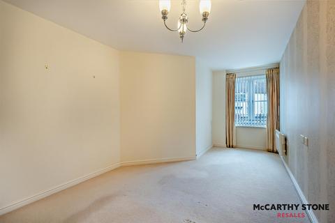 1 bedroom apartment for sale, George Street, Warminster