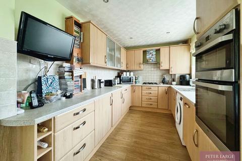 3 bedroom detached house for sale, Pen Yr Ardd, Off Lynton Walk, Rhyl, LL18 3RW