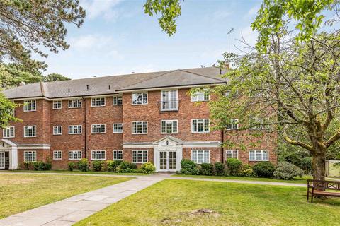 2 bedroom flat for sale, Benellen Avenue, Bournemouth