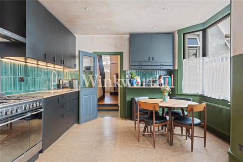 68 Newlyn Road, London, N17 6RX