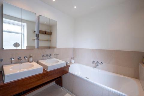 3 bedroom end of terrace house for sale, Wells Rise, St John's Wood, London, NW8