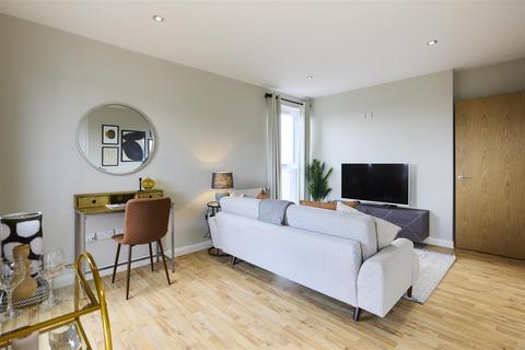 1 bedroom flat for sale, Canning Square, Enfield