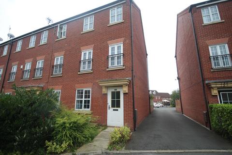 3 bedroom terraced house to rent, Marland Way, Stretford, M32 0NQ