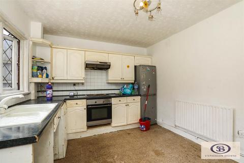 17 Bradbury Close, Stoke-on-trent, ST6 8DR