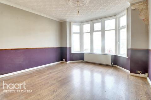 1 bedroom flat for sale, Grosvenor Road, Westcliff-On-Sea