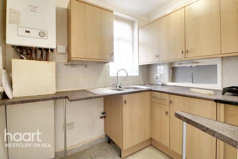 1 bedroom flat for sale, Grosvenor Road, Westcliff-On-Sea