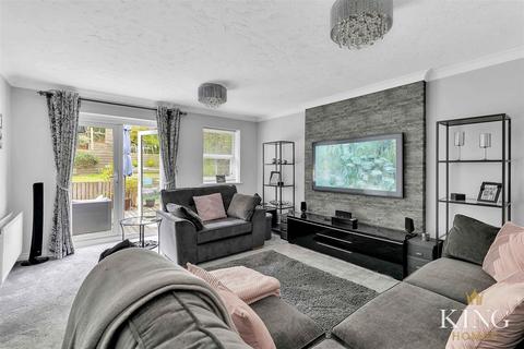 5 bedroom detached house for sale, Chesterton Close, Hunt End, Redditch