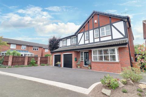 5 bedroom detached house for sale, Padston Drive, Alsager