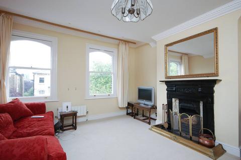 2 bedroom maisonette to rent, Burlington Road, Chiswick, London, W4