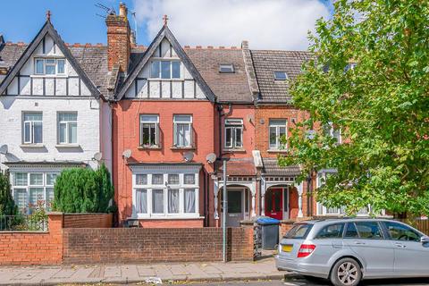 3 bedroom flat for sale, Walm Lane, Willesden Green