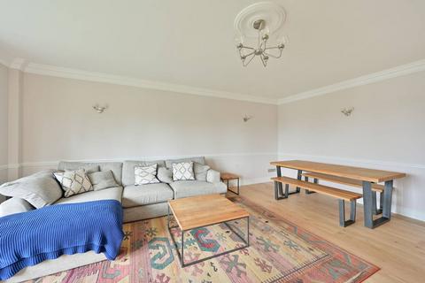 3 bedroom flat to rent, Wyatt Drive, Barnes, London, SW13