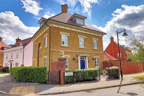 5 bedroom detached house for sale, Standen Avenue, South Woodham Ferrers, Chelmsford, Essex, CM3