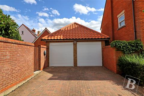 5 bedroom detached house for sale, Standen Avenue, South Woodham Ferrers, Chelmsford, Essex, CM3