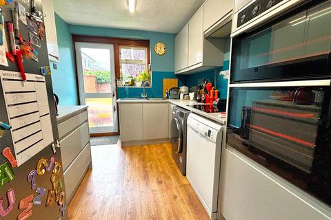 3 bedroom semi-detached house for sale, Wheatash Road, Addlestone KT15