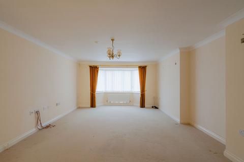 5 Monks Close, Crediton, EX17 2EL