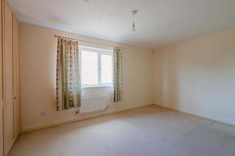 5 Monks Close, Crediton, EX17 2EL