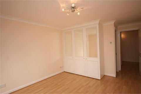 2 bedroom flat to rent, 79 Holden Road, London, N12