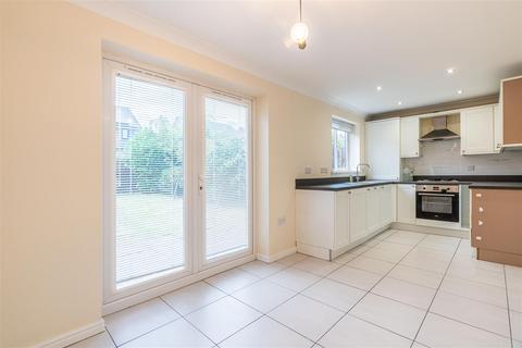 3 bedroom detached house to rent, Prendwick Avenue, Great Park, NE13