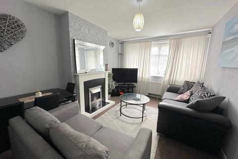 1 bedroom flat for sale, Ryton Close, Wolverhampton WV10