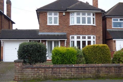 3 bedroom detached house to rent, Russley Road, Bramcote. NG9 3JE