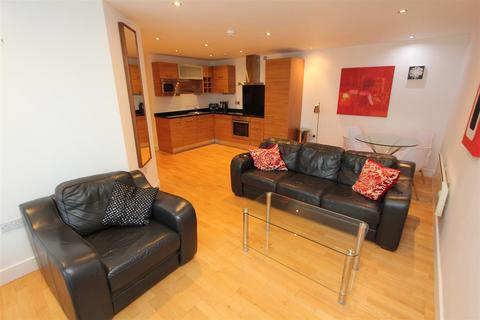 2 bedroom flat to rent, La Salle, Leeds Dock