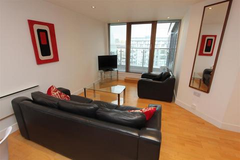 2 bedroom flat to rent, La Salle, Leeds Dock