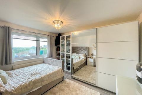 4 Copperfield Close, Gravesend, DA12 2NJ