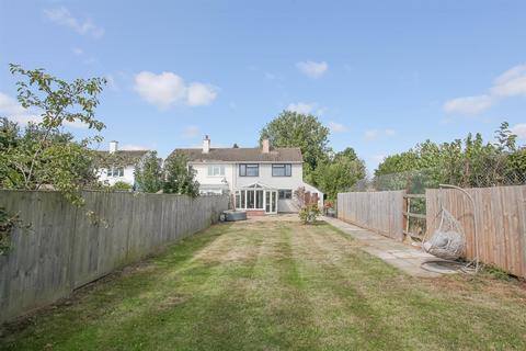 3 bedroom semi-detached house to rent, Abbott Close, Didcot