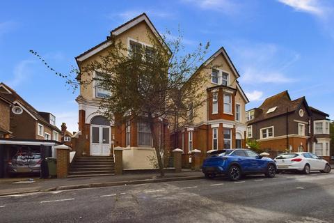 1 bedroom ground floor flat for sale, Westbourne Gardens, Folkestone