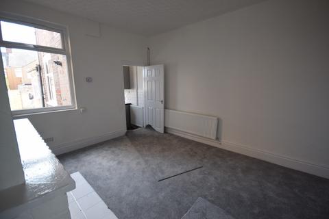 2 bedroom terraced house to rent, Williamson Street, Tunstall