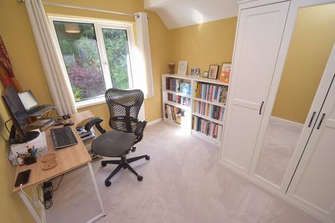 119 Avondale Road, Shipley, BD18 4QZ