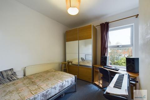 1 bedroom semi-detached house to rent, Gregory Boulevard, Hyson Green