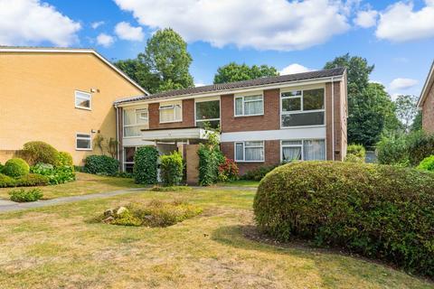Flat 6, 19 Brambledown Road, Wallington, SM6 0TH