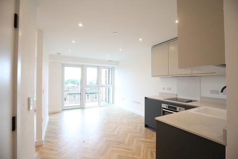 Studio to rent, Wheatfield Way, Kingston Upon Thames KT1