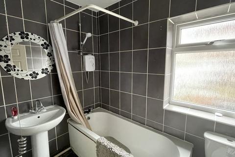 2 bedroom terraced house for sale, Vermont Street, Leeds LS13