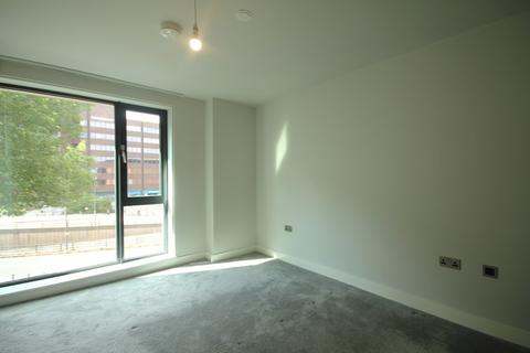 2 bedroom apartment to rent, St Martins Place, Broad Street, Birmingham, B15