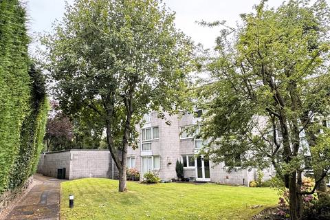 1 bedroom flat for sale, Lawns Hall Close, Adel, Leeds, West Yorkshire