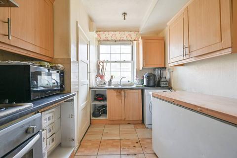 2 bedroom flat for sale, Worsopp Drive, Clapham, London, SW4