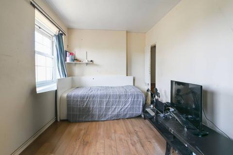 2 bedroom flat for sale, Worsopp Drive, Clapham, London, SW4